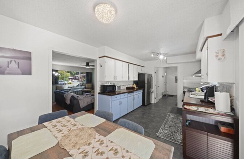 Langley House | Newly Renovated Langley Stylish Home w/ Large Yard