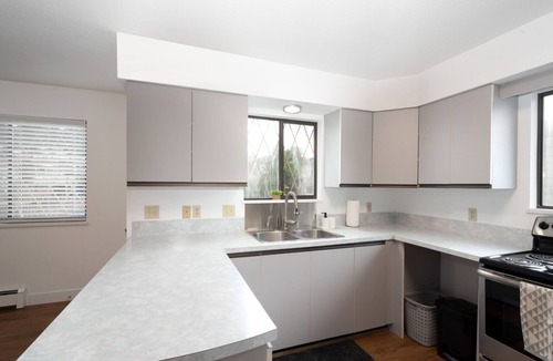 Renfrew-Collingwood House | Newly Renovated Spacious Family Home