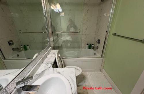 Surrey Newton Bed & Breakfast | Newton Suite
