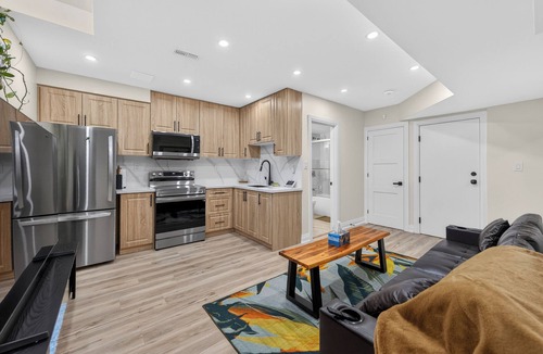 Thorold House | Niagara Wellness Retreat at Awarenessome Haven