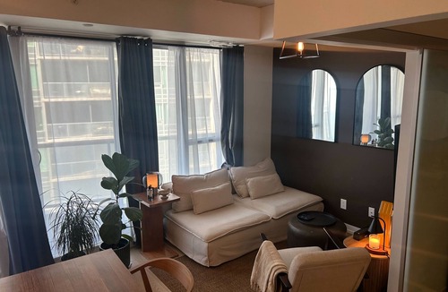 Niagara Condo | Nice 1 bedroom condo steps away from Major International Sporting Event Worldcup