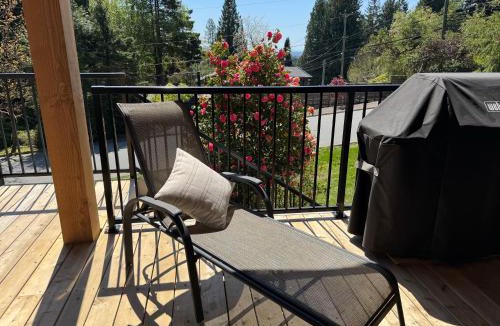District of North Vancouver Apartment | North Van Mountain Retreat