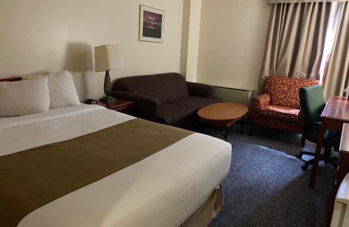 Slave Lake Hotel | Northern Star Hotel & Convention Center