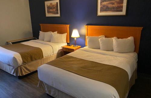 Slave Lake Hotel | Northern Star Hotel & Convention Center