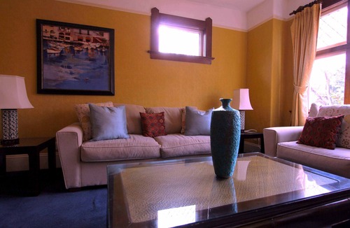 Gonzales House | Oak Bay House