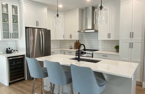 Osoyoos House | Oasis cottage on Osoyoos Lake! *Exempt from short term rental rules