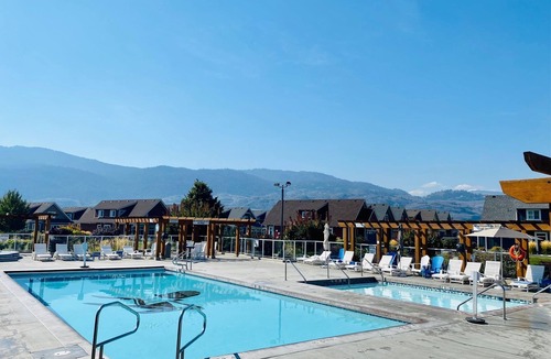 Osoyoos House | Oasis cottage on Osoyoos Lake! *Exempt from short term rental rules