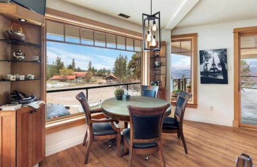 Central Okanagan House | Oasis in Oyama