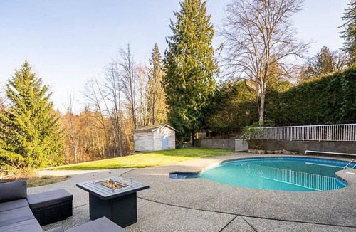 Langley House | OASIS in the City!
