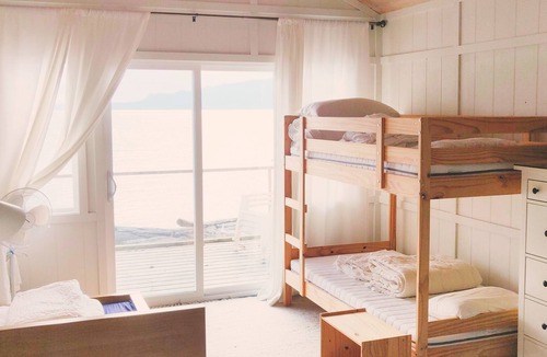 Halfmoon Bay Cabin | Ocean Waterfront in Halfmoon Bay, BC - long-term rental - minimum 1 month
