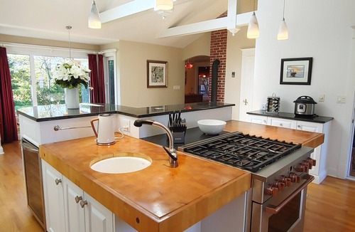 Glen Margaret Villa | Oceanfront Villa near Peggy's Cove with Private Dock