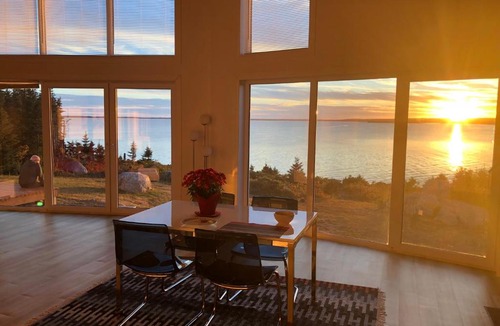 Guysborough County House | Oceanview Hideaway