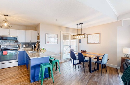 Big White Ski Resort Condo | Okanagan - Hilltop Hideaway Condo - Legacy 401A