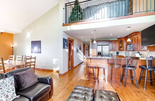 Snow Pine Estates Condo | Okanagan - Powder View 5