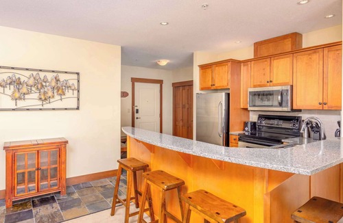 Big White Ski Resort Condo | Okanagan - Stonegate Resort A206