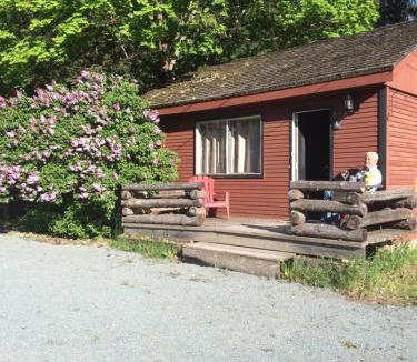 North Bend Hotel | Old Towne Inne Chuckwagon Bar & Grill