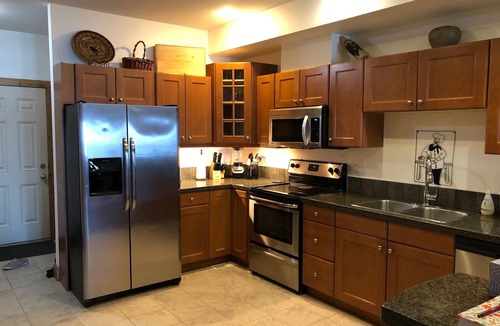 Osoyoos Hotel | Osoyoos Lakeview Getaway, 2 King Beds, Pool, Hot Tub & Garage, Pet Friendly
