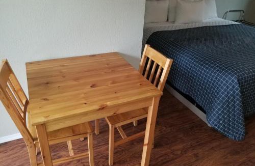 Osoyoos Hotel | Osoyoos Lakeview Inn & Suites