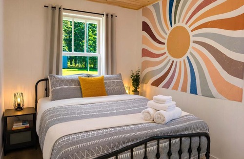 Saint-Tite-des-Caps Ski Chalet | Outdoor Getaway Mont-Ste-Anne and Massif