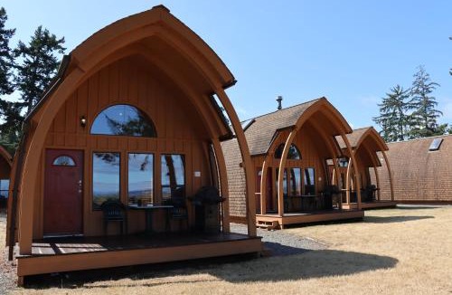 Campbell River Resort | Oyster Bay Resort