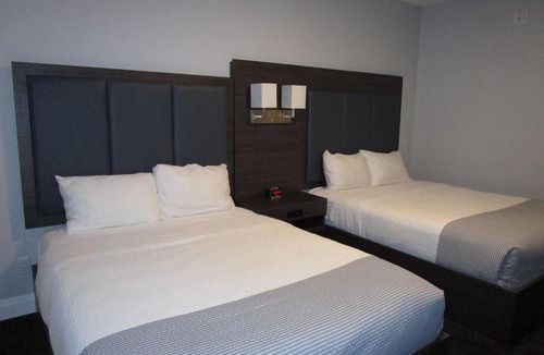 Osoyoos Hotel | Park Inn by Radisson Osoyoos