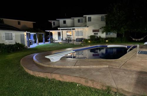 South Central Villa | Park side Basement 2 bedroom suite
