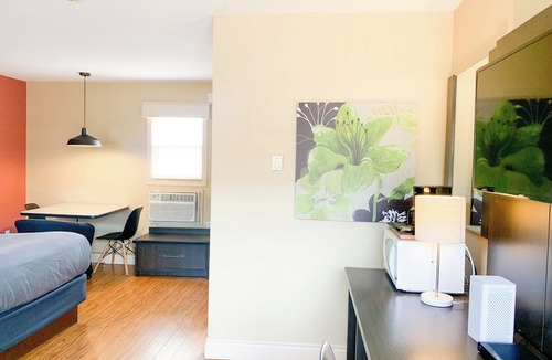 Shediac Hotel | Parlee Beach Motel