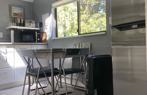 Irvines Landing Cottage | Paul's Cottage