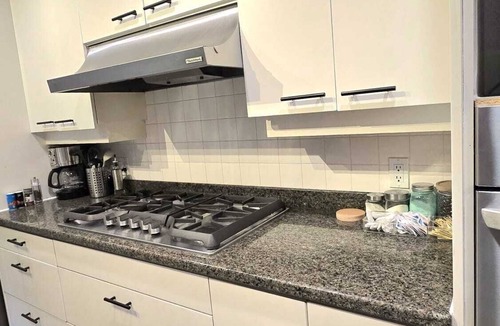 Upper Lonsdale House | Peaceful and Spacious Room with shared kitchen and bathroom in North Vancouver