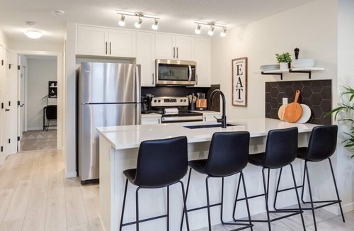 Cranston Condo | Peak:Brand New! Sleeps 4 | Near River & Amenities