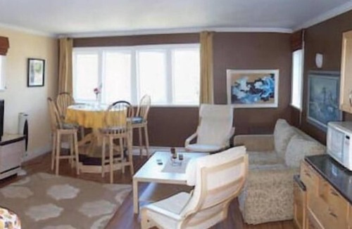 Sechelt Apartment | Penthouse Suite with fabulous VIEW!