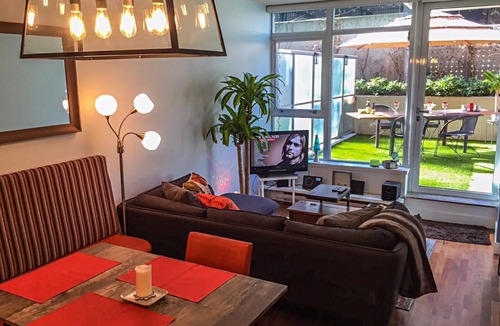 Mount Pleasant Condo | Perfect location/private patio/rooftops AMAZING VIEWS!/gym/courtyard