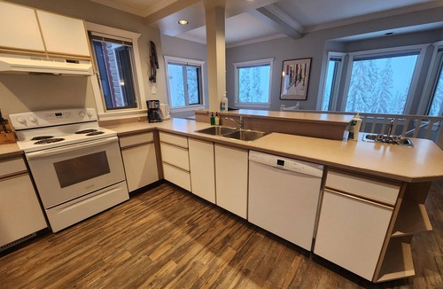 Silver Star Mountain House | Perfect ski in/out location for families