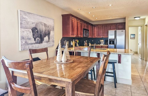 Radium Hot Springs Condo | Pet-Friendly 2-Bedroom Condo Near Hot Springs
