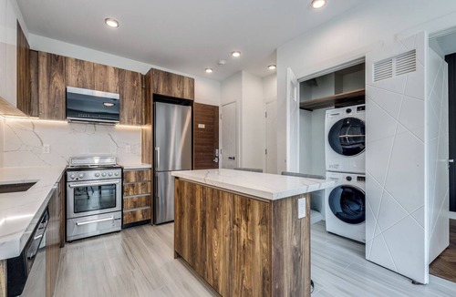 Davie Village Apartment | Pet Friendly Furnished One Bedroom @ 1168 Pendrell