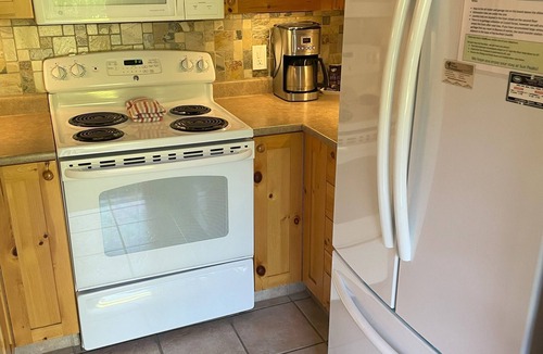 Sun Peaks Condo | Pet Friendly in Crystal Forest - Relaxing Sun Peaks Getaway