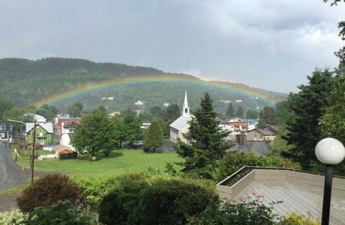 Saint-Jean-des-Piles House | Picturesque Village - Holiday Home with Garden Views
