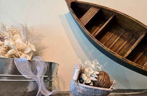 Eagle Terrace Bed & Breakfast | Pika's Place Bed and Breakfast