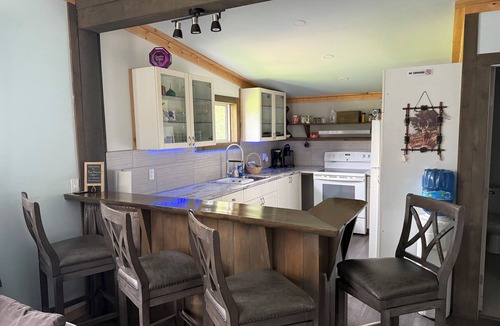 Golden Ski Chalet | Pine Marten Wilderness Cabin - Hot Tub & Mountain Views