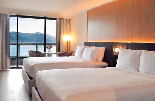 Coal Harbour Hotel | Pinnacle Hotel Harbourfront