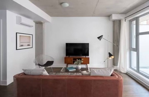 Quartier des Spectacles Apartment | Place-Des-Arts 1-Bedroom Condo