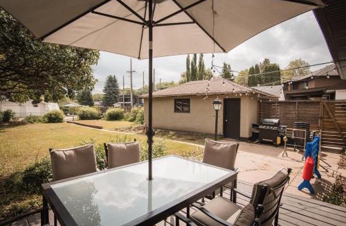 Edmonton House | Play & Stay - Downtown Sleeps 10
