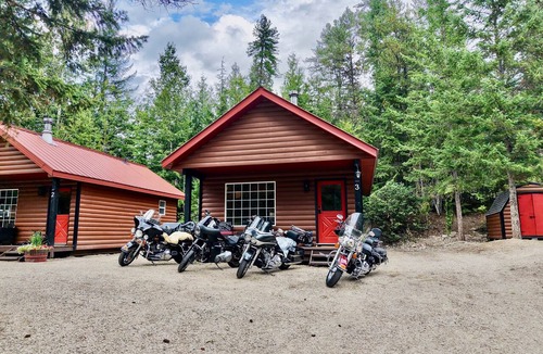 Nakusp Cabin | Polar Bear Cabin # 3.