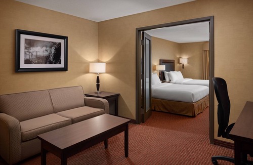 Fort St. John Hotel | Pomeroy Hotel and Conference Centre Fort St. John