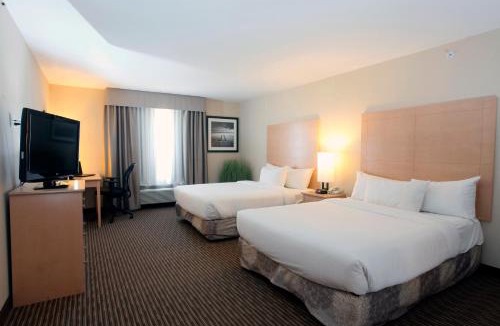 Dawson Creek Hotel | Pomeroy Inn and Suites Dawson Creek