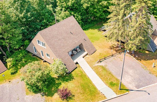 Beaupre Ski Chalet | Pool & Spa - Chalet Le Misco