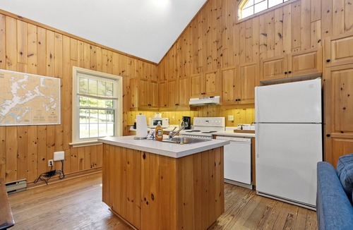 Lake of Bays Cabin | Port Cunnington Lodge