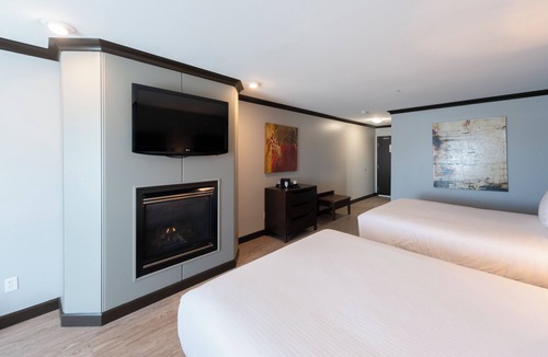 Prince George Hotel | Prestige Treasure Cove Resort