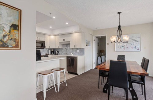 Upper Village Apartment | Prime Ski-in/out 2BR - Pool, HT, Sauna, EV Charger