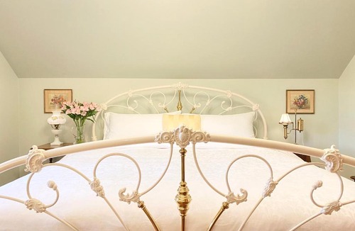 Langley Hotel | Princess and the Pea Hotel